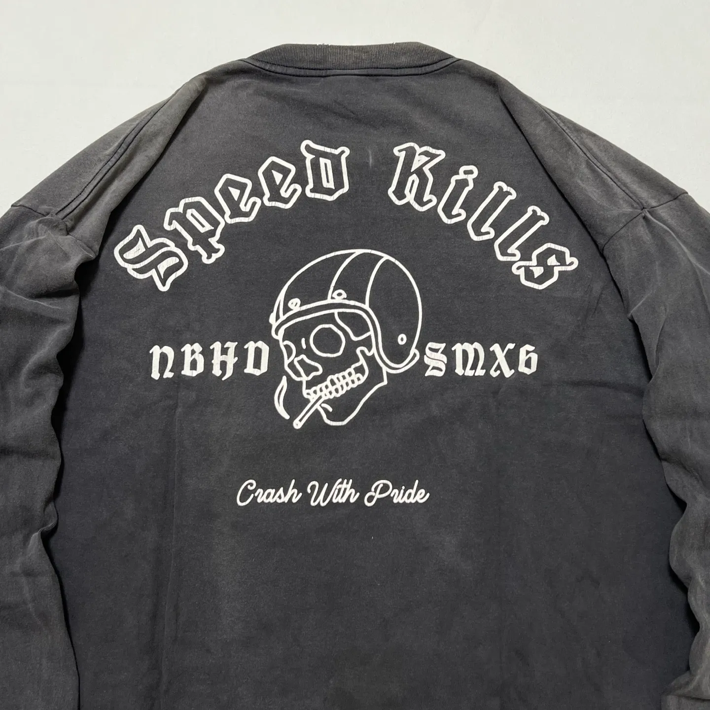 SAINT Mxxxxxx × NEIGHBORHOOD STHD . LS TEE SPEED KILLS/BLK Skull Helmet Long Sleeves Washed Black S-XL Cylindrical Cloth Ready-Made Assute Dyeing Heavy Washing Water Fading Handmade Splashed Ink Holes Simulate Natural Fading and Old Effects Correct Version Customized NBHD Co-branded Accessories Top Purchasing Level
